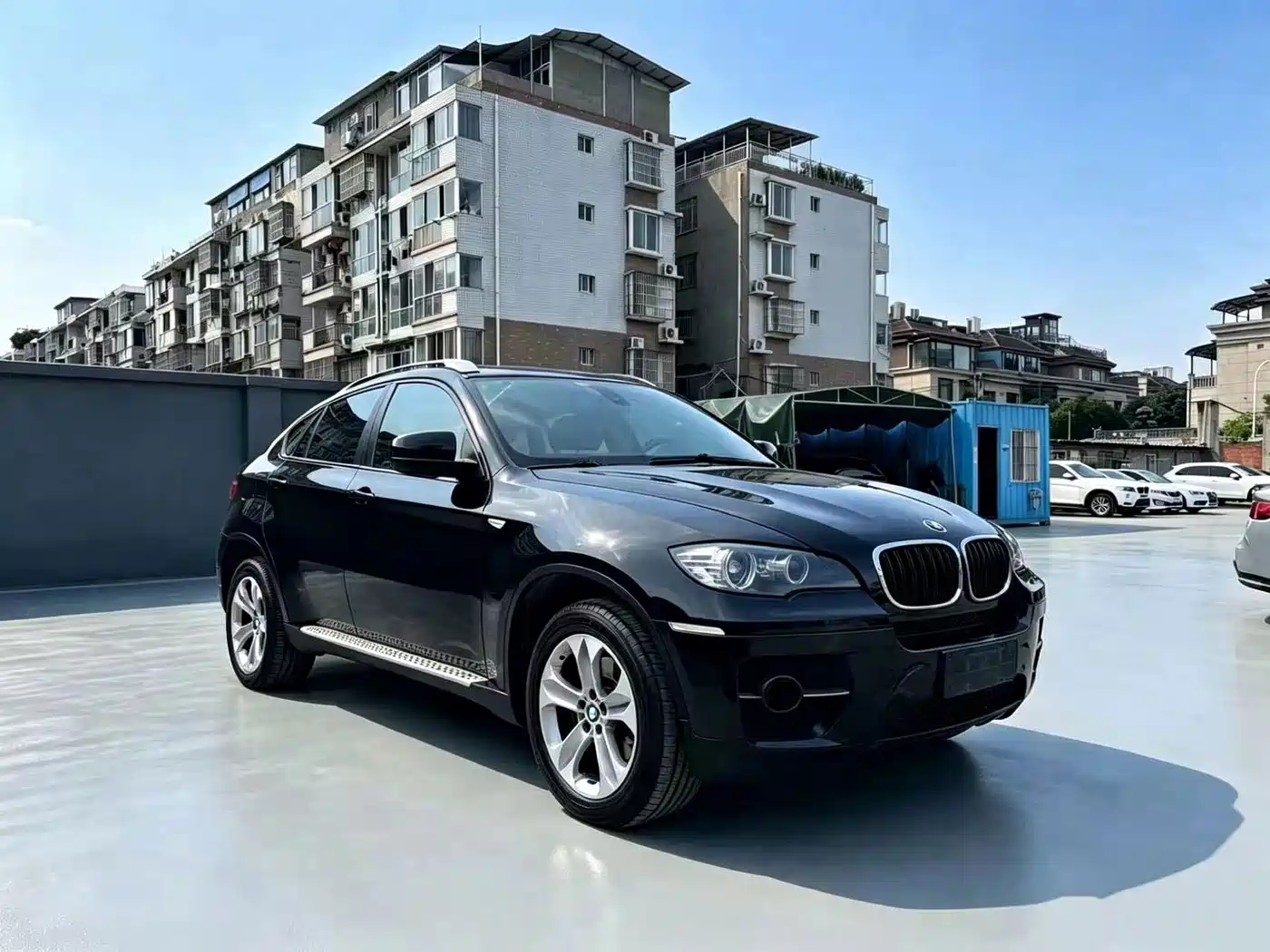 Photo 3 - BMW X6