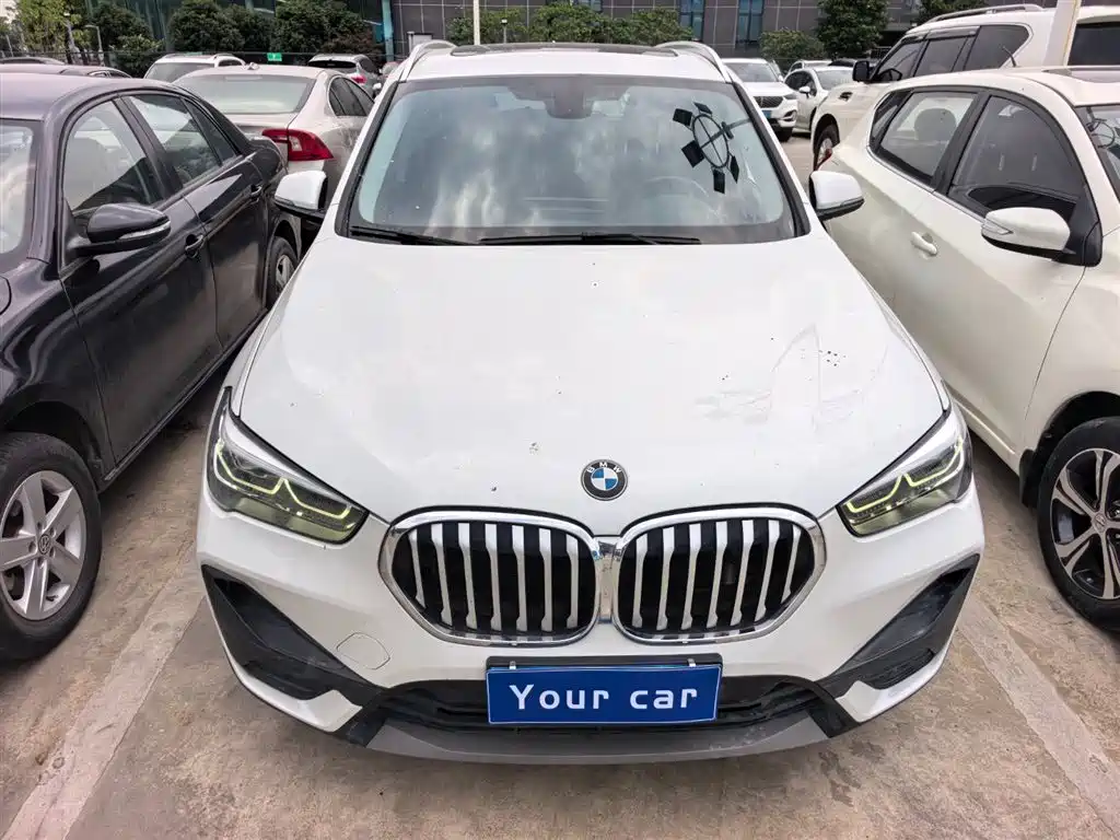 BMW X1 2021 sDrive20Li Fashion фото 2