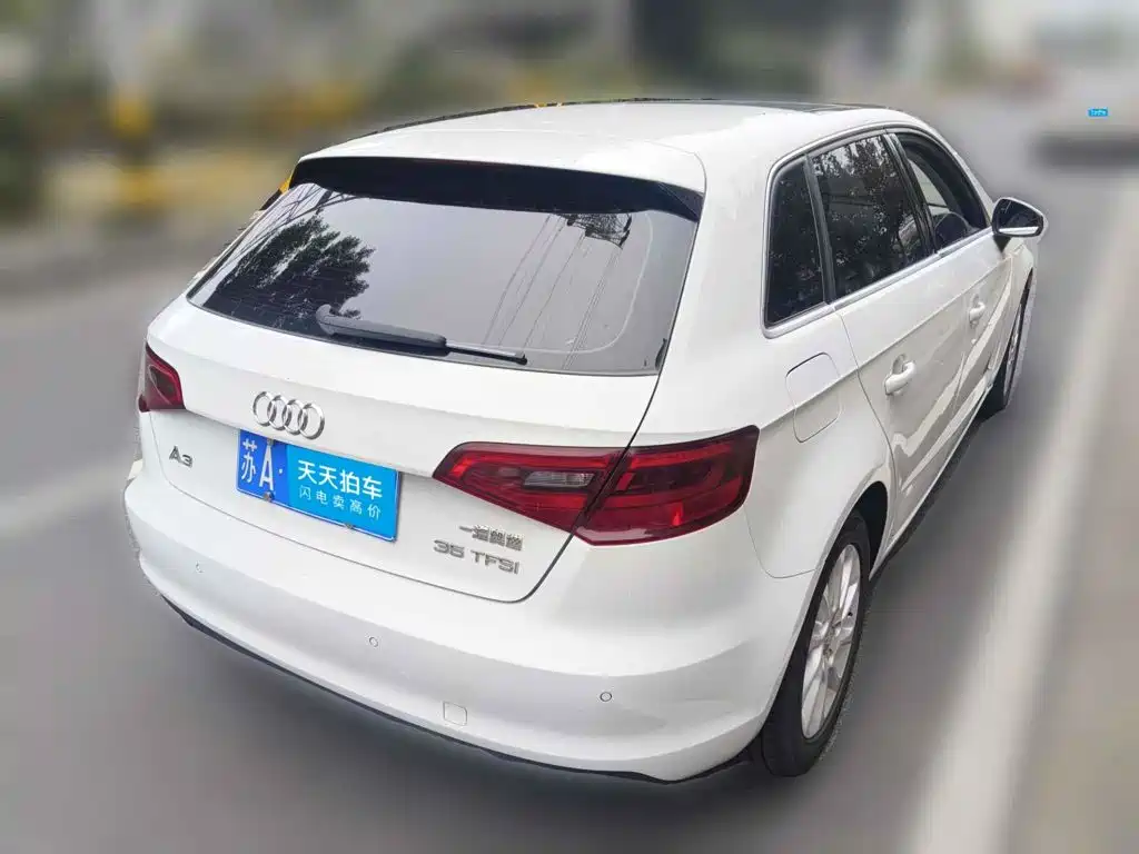 Photo 2 - Audi A3