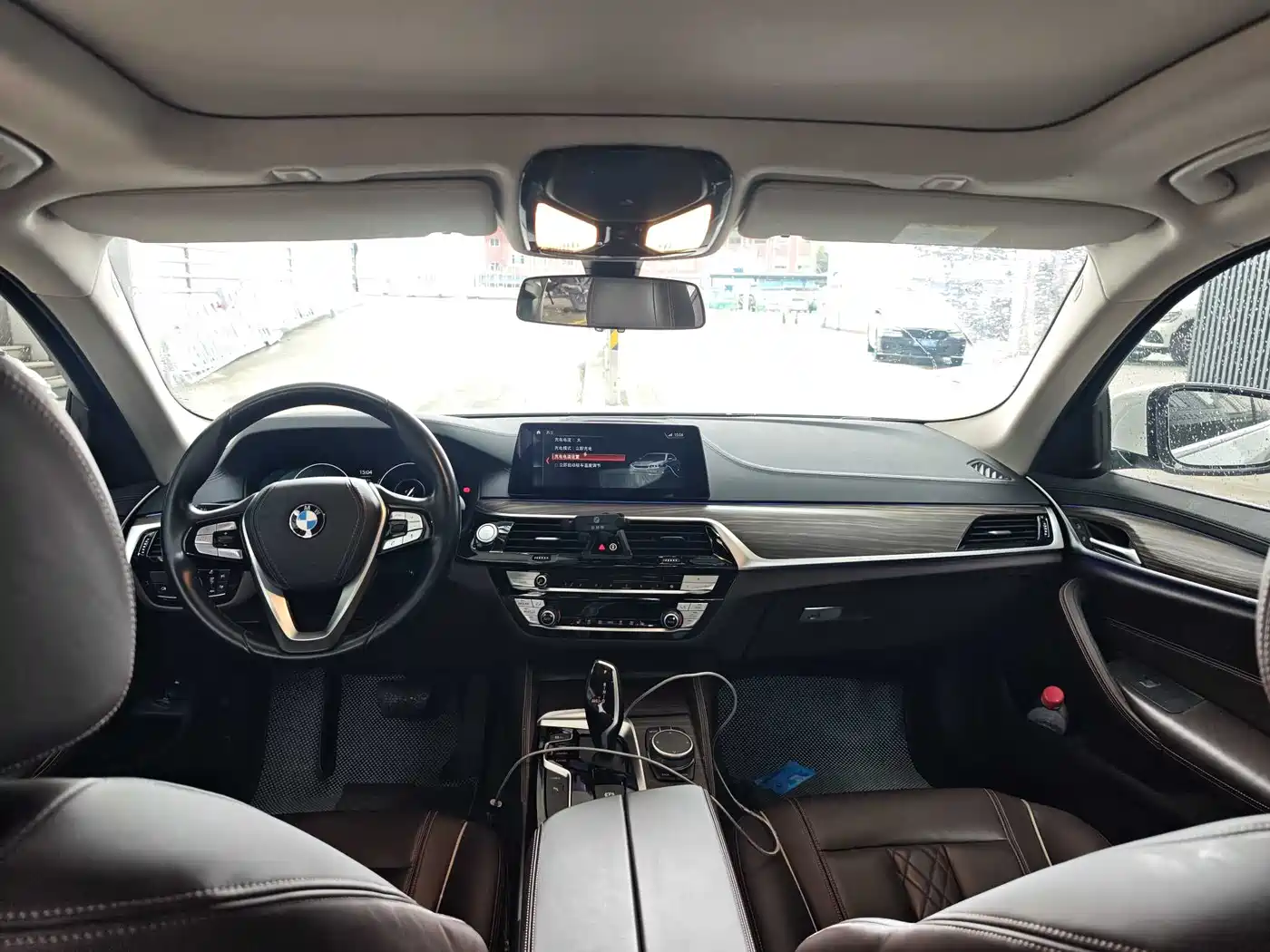 BMW 5 Series New Energy 2019 530Le Luxury Package фото 7