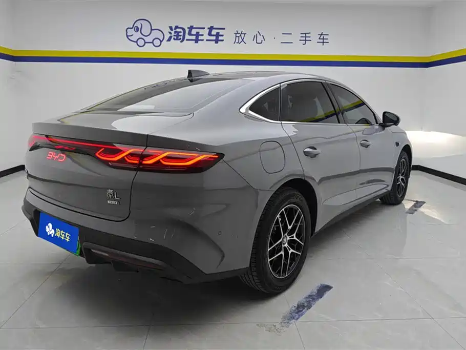 BYD Qin L 2026 Model DM-i 210KM Superior Edition фото 3