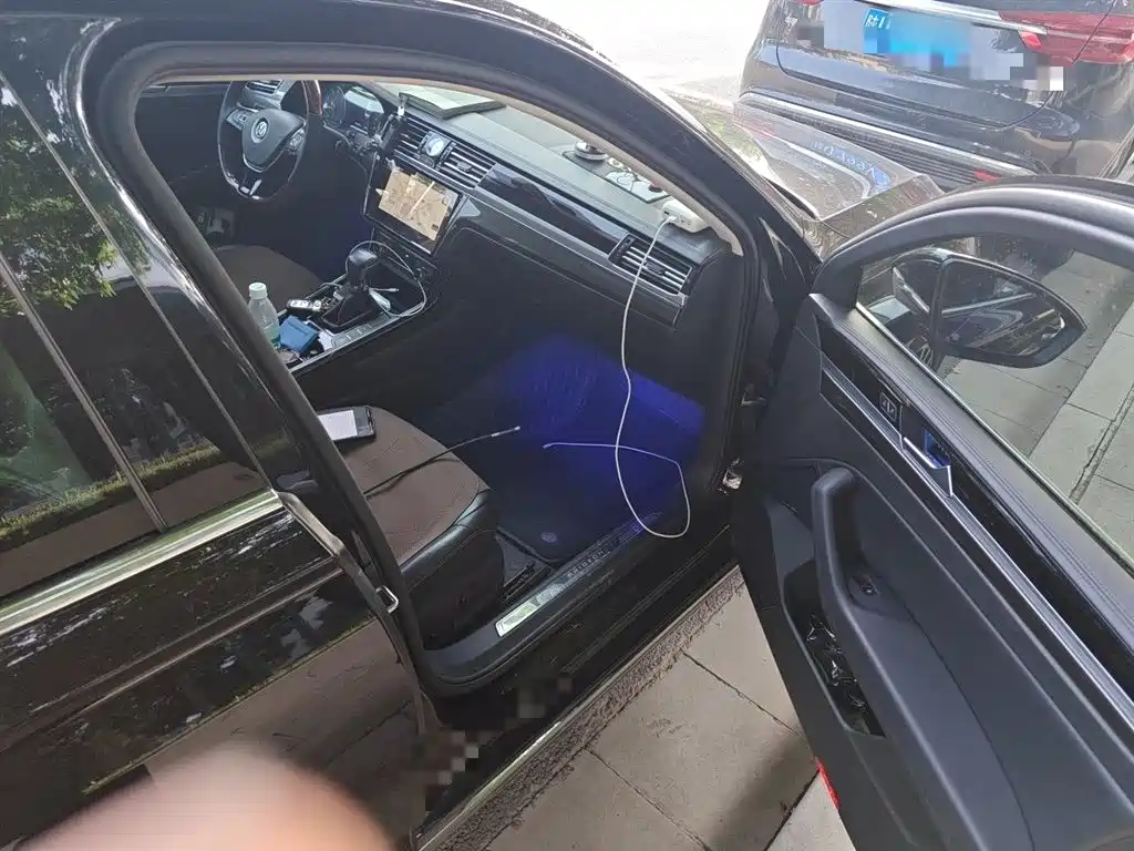 Volkswagen Phideon 2019 380TSI 2WD Luxury Edition China VI фото 19