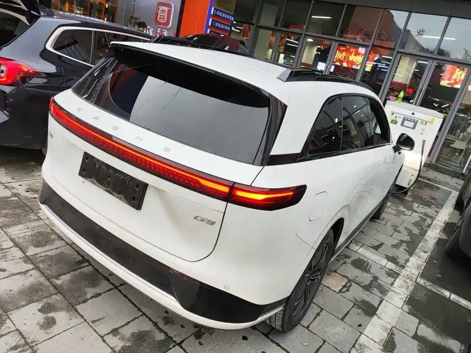 XPeng G9 2022 2022 570 Pro