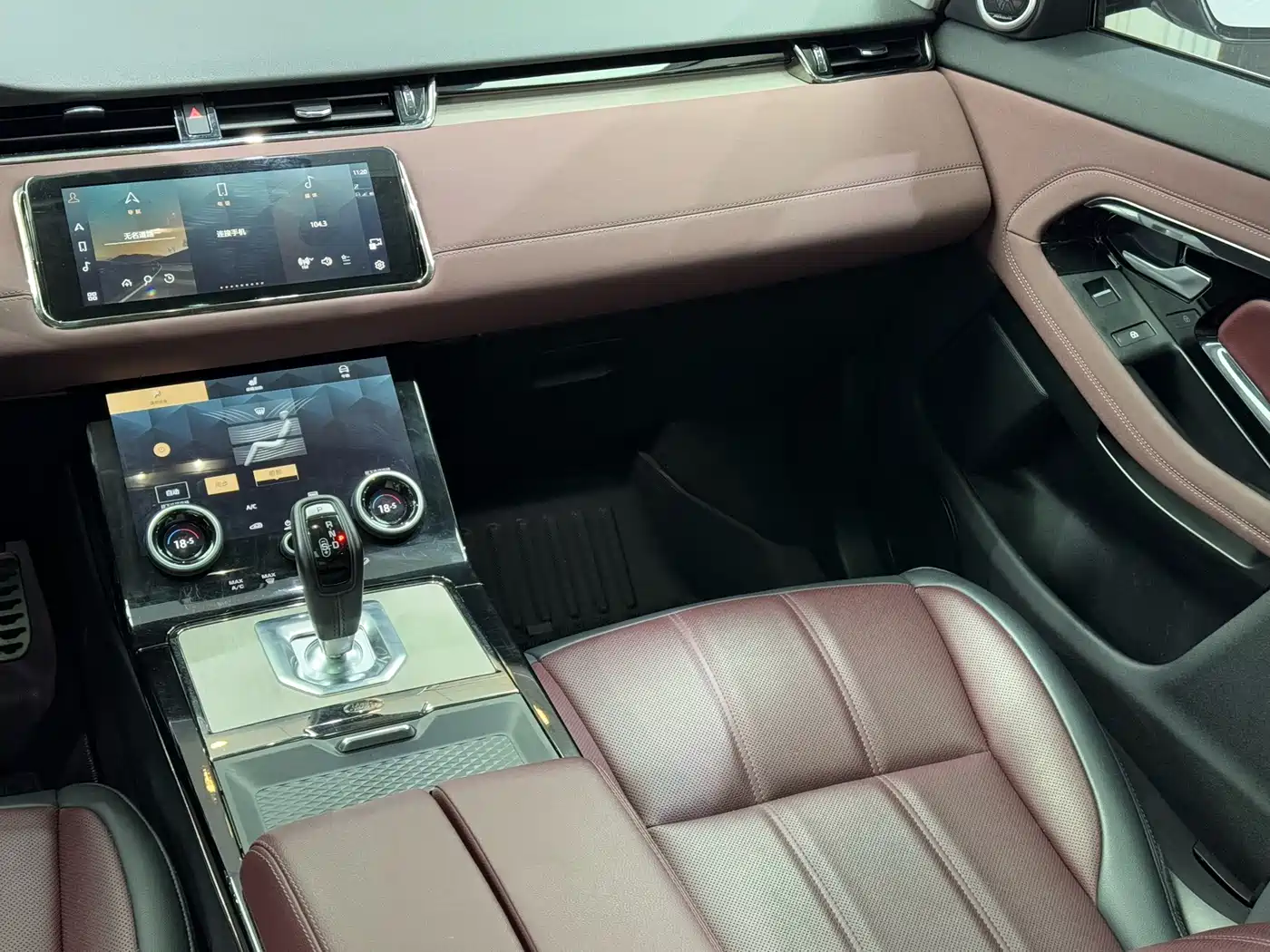 LAND ROVER RANGE ROVER AURORA