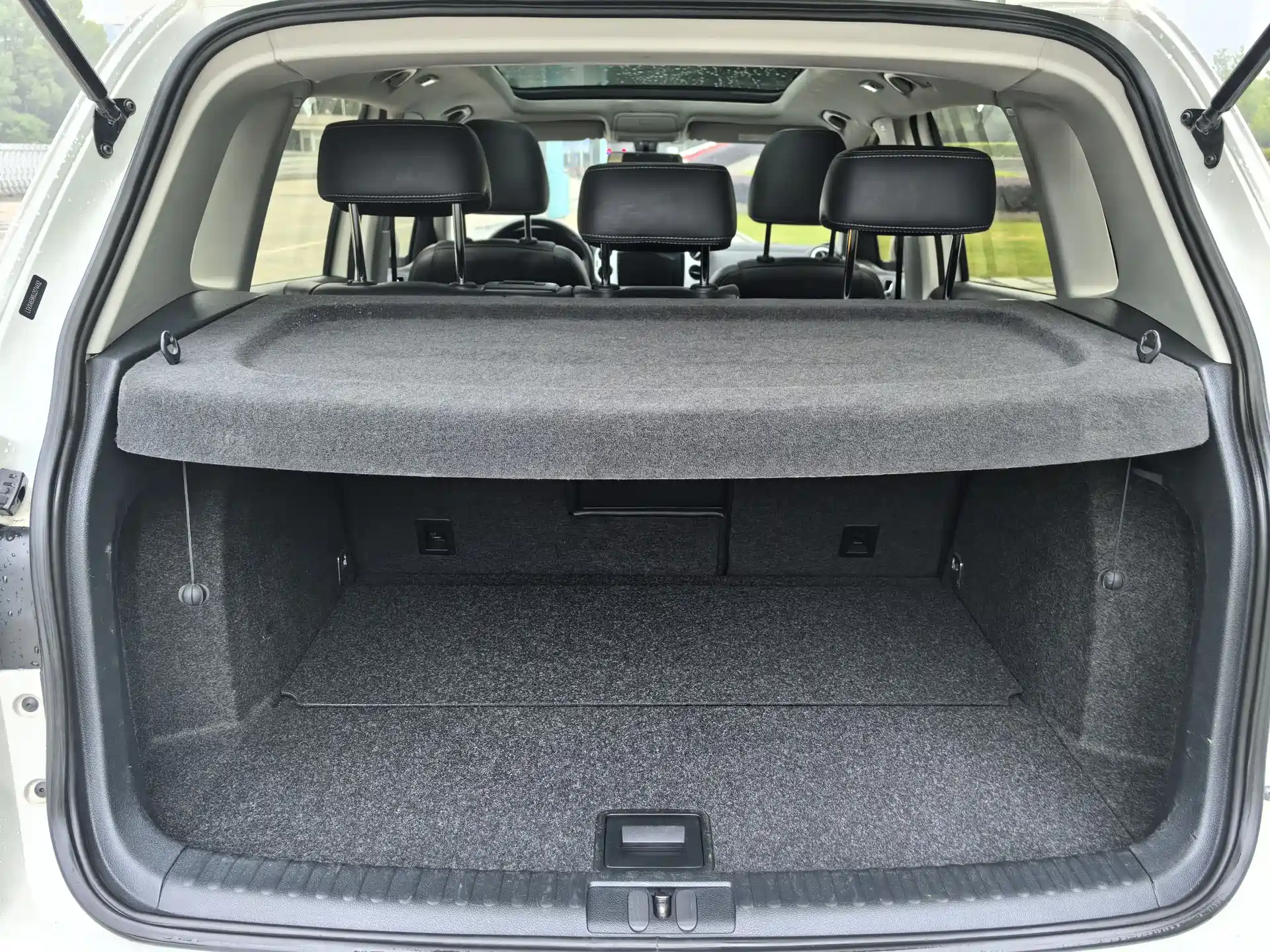 صورة 15 - Volkswagen Tiguan