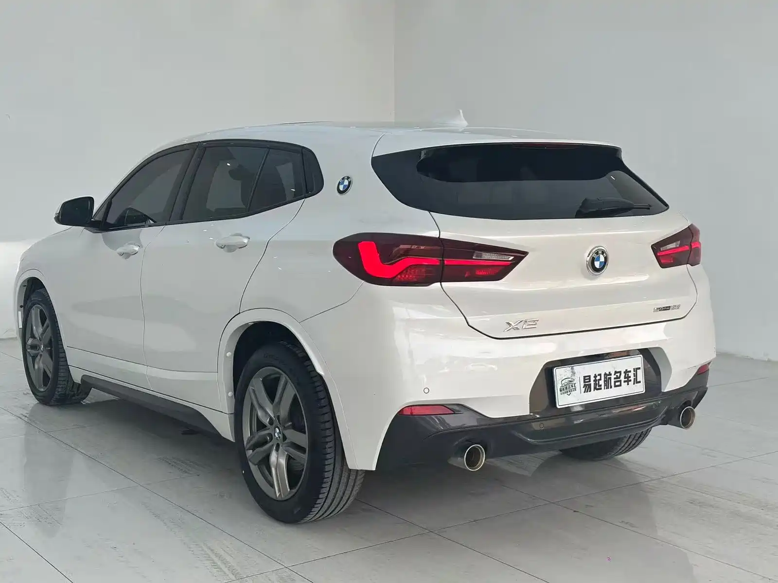 Фото 17 - BMW X2