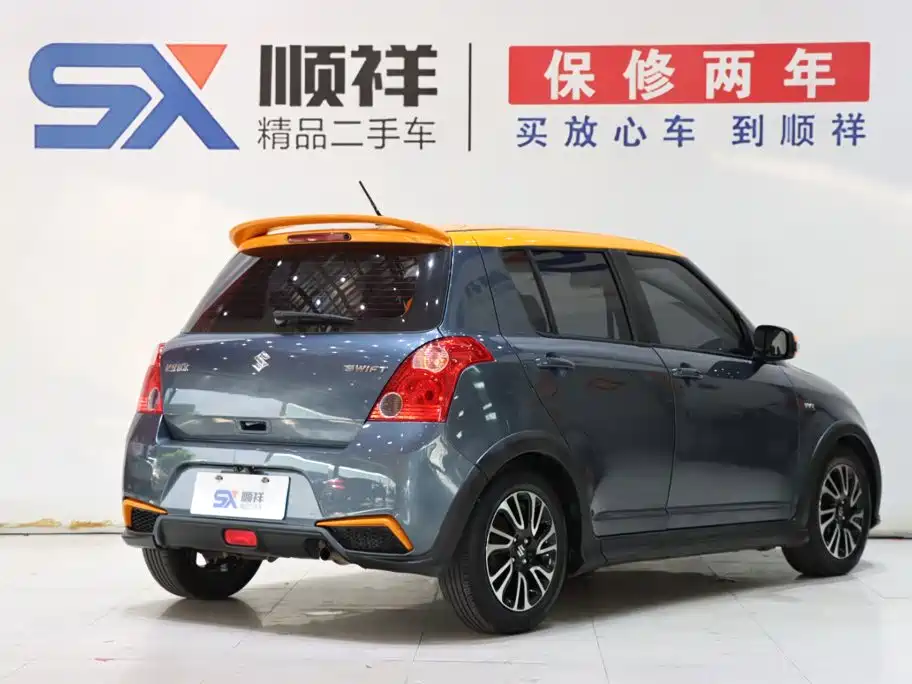صورة 5 - Suzuki Swift
