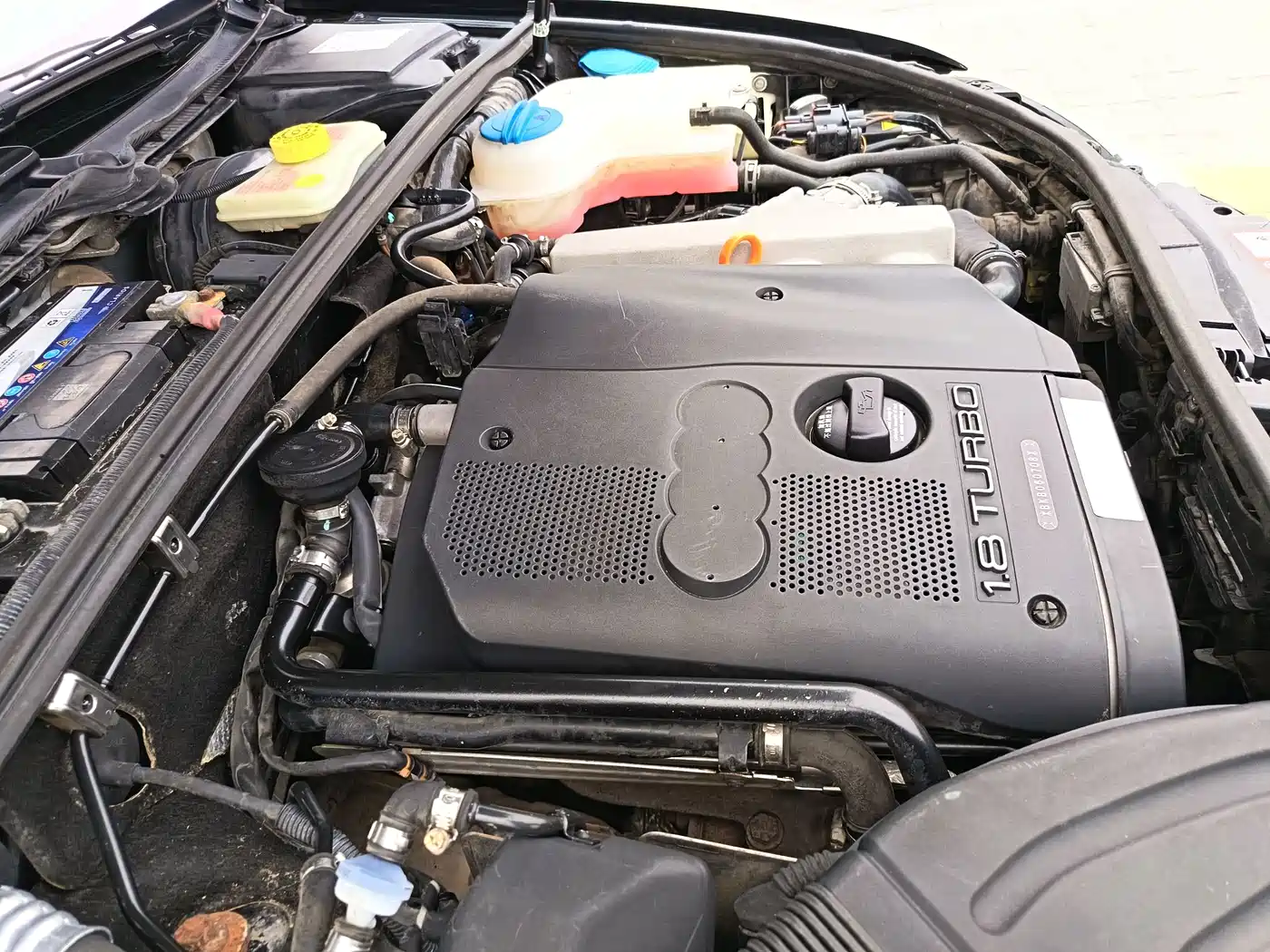 Audi A4 2008 Model 1.8T Automatic Comfort фото 32