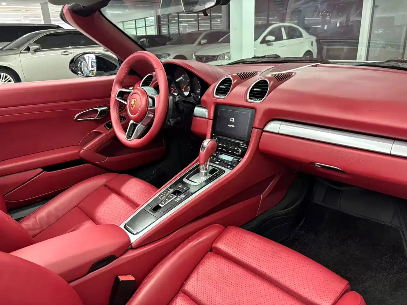 Porsche 718 2016 Boxster 2.0T фото 6