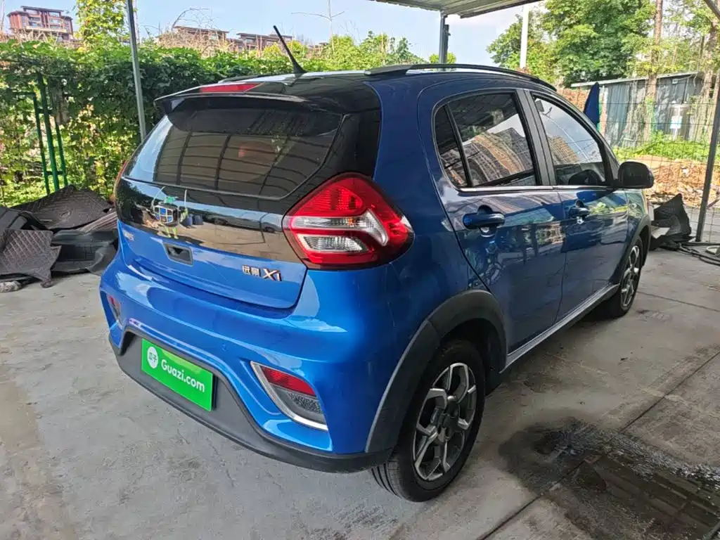 Geely Yuanjing X1 2018 2017 1.3L Auto Player Edition