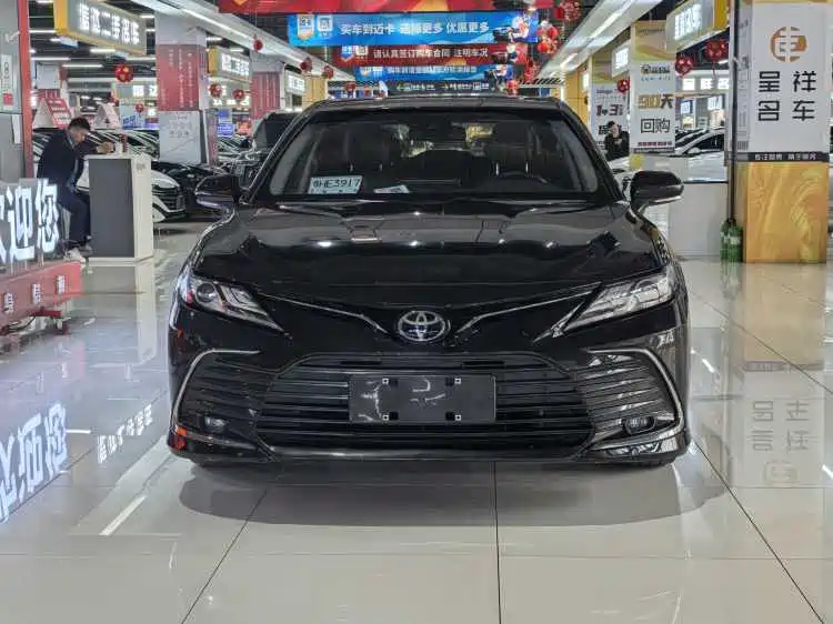 Toyota Camry 2021 2.5G Luxury Edition фото 2