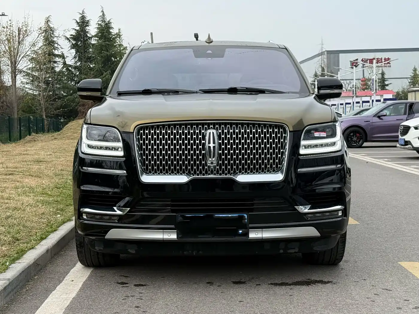 LINCOLN NAVIGATOR
