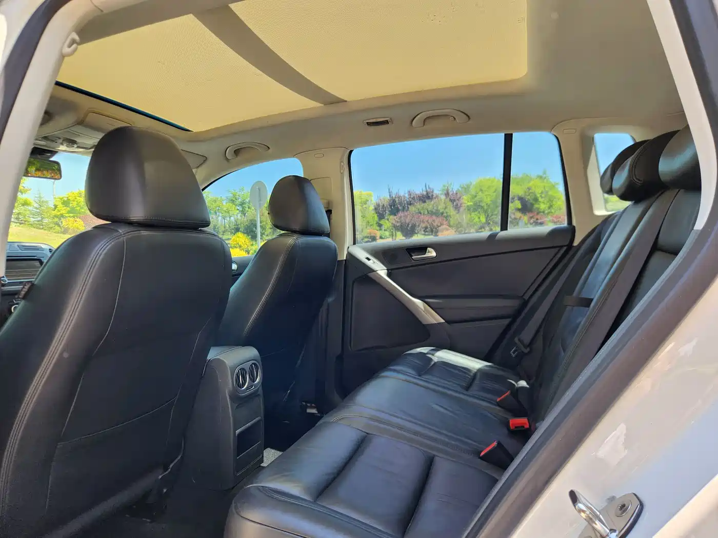 Volkswagen Tiguan 2013 1.8TSI Auto 4WD Luxury фото 11