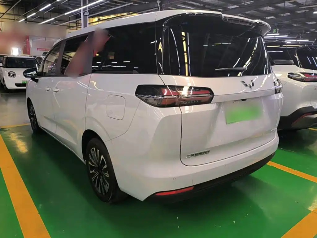 Wuling Motors Xingguang 730 New Energy 2025 2025 Model Plug-in Hybrid Base Version