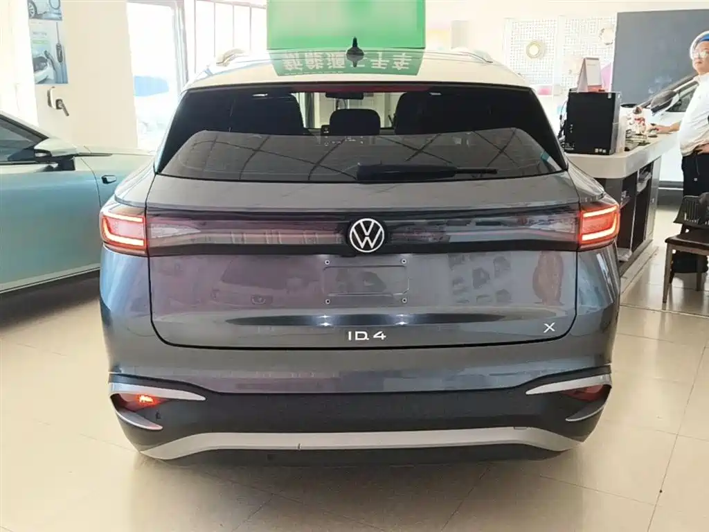 Volkswagen ID.4 X 2023 Upgraded Pure Long Range Edition фото 6