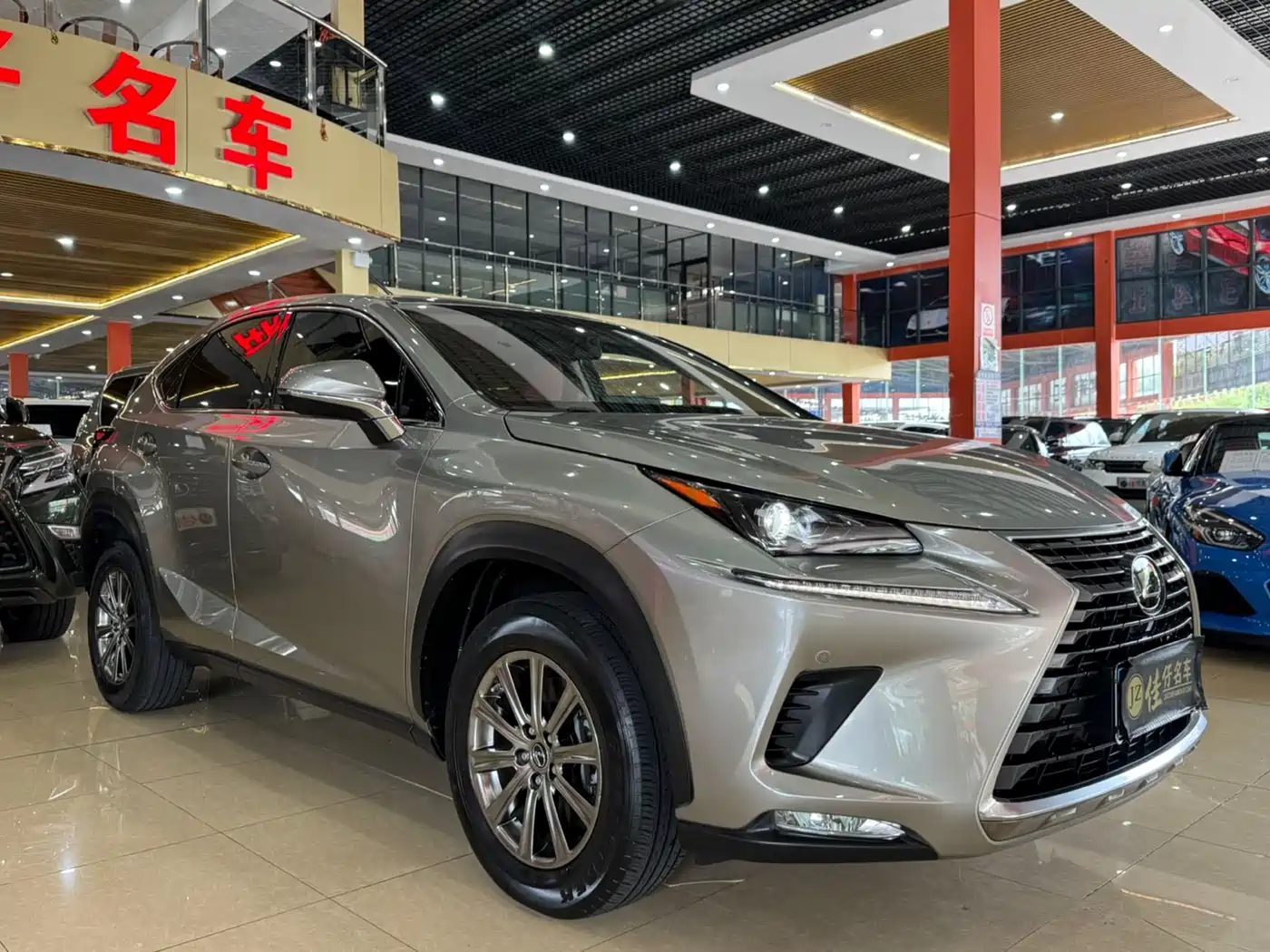 Lexus NX 2018 Model 200 FWD Fengxing Edition China V фото 3