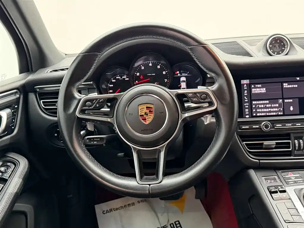 Porsche Macan 2020 Macan 2.0T фото 26