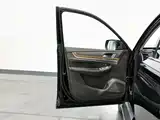 Фото 8 - Roewe RX8