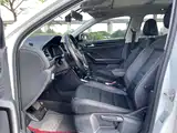 Фото 20 - Volkswagen T-ROC