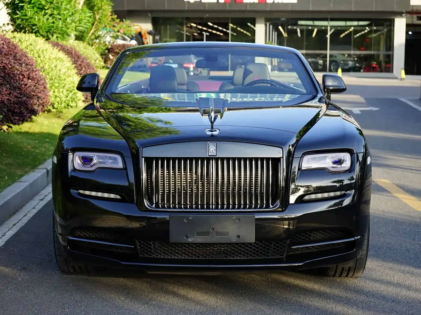 Rolls-Royce Dawn 2018 6.6T Black Badge фото 2