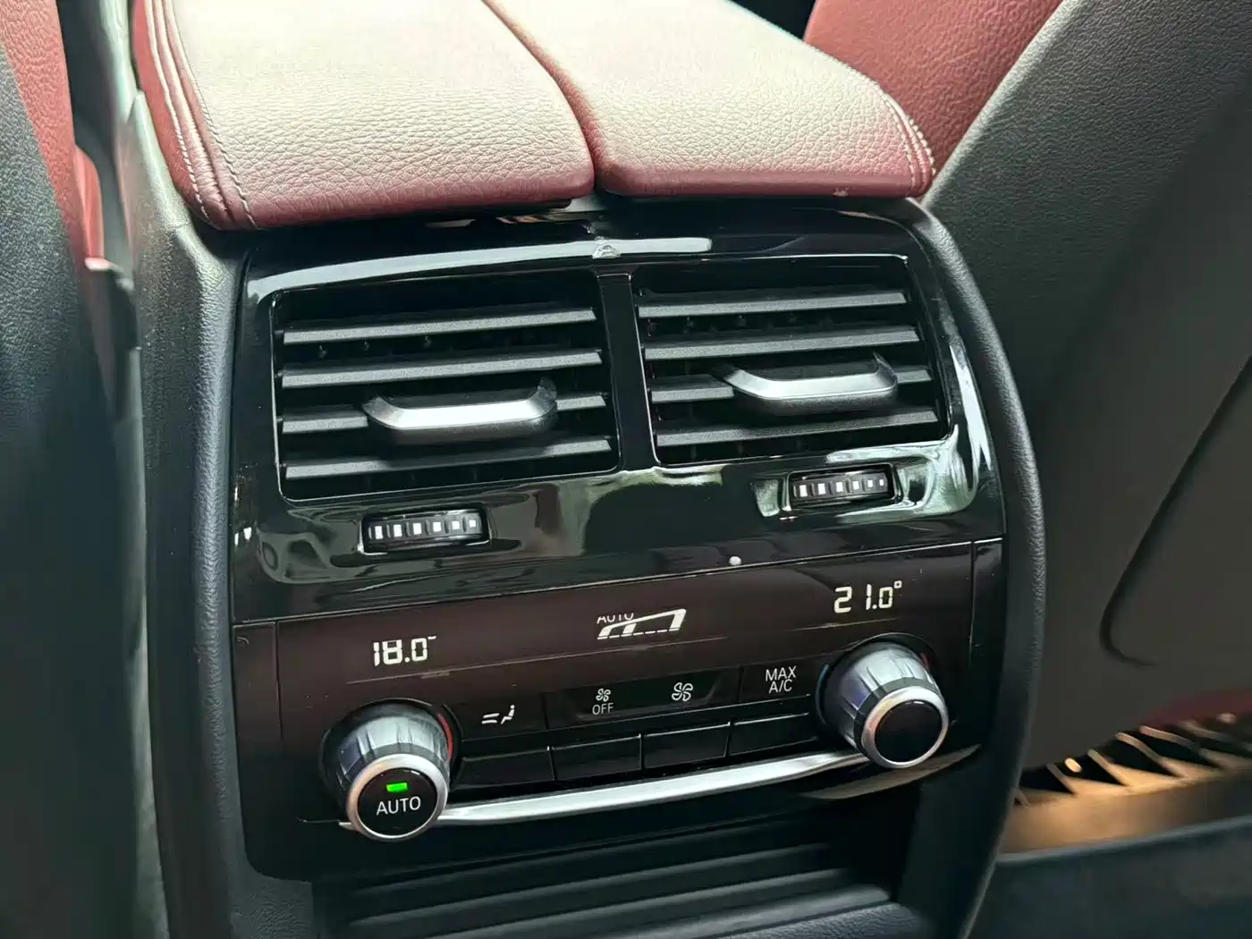 Photo 11 - BMW 5 Series