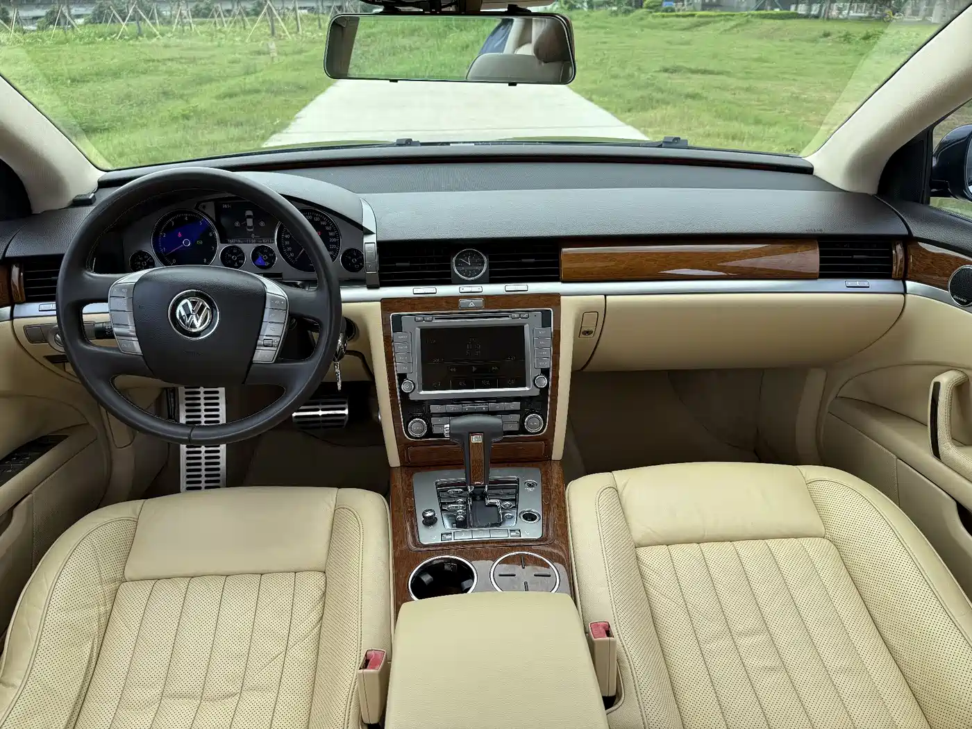 Volkswagen Phaeton 2012 3.0L Business фото 13