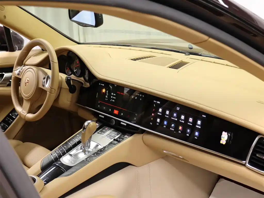 Porsche Panamera 2014 Panamera 4 3.0T фото 18