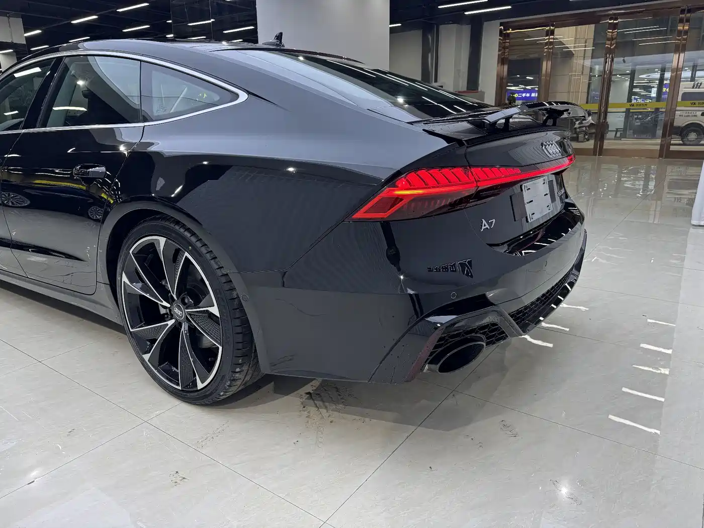 Audi A7 2024 55 TFSI quattro Exclusive фото 10