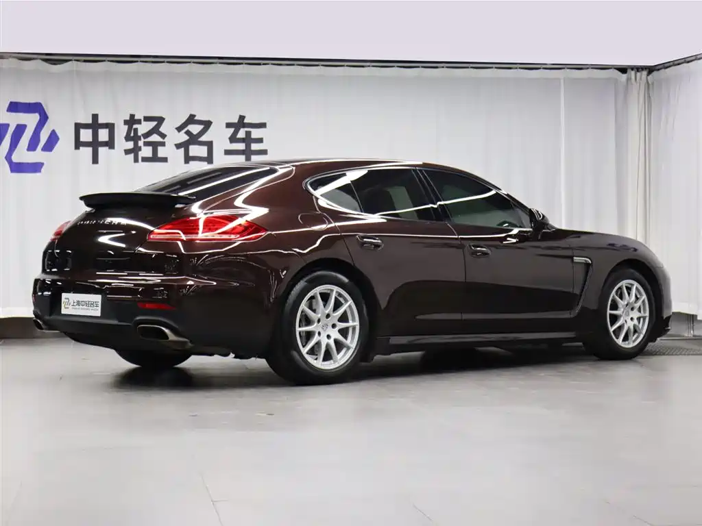 Porsche Panamera 2014 Panamera 4 3.0T фото 3