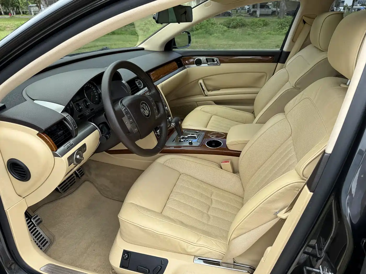 Volkswagen Phaeton 2012 3.0L Business фото 9