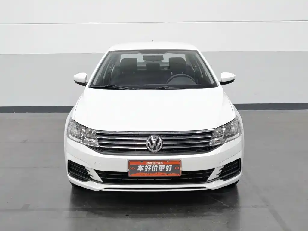 صورة 3 - Volkswagen Lavida