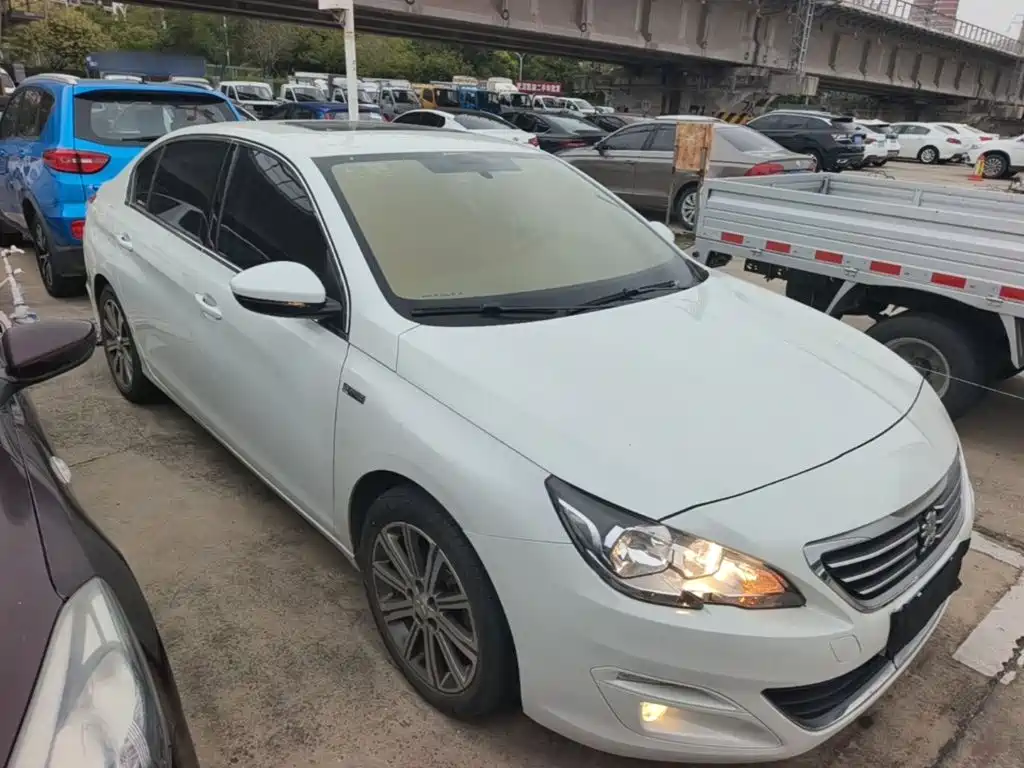 صورة 4 - Peugeot 408