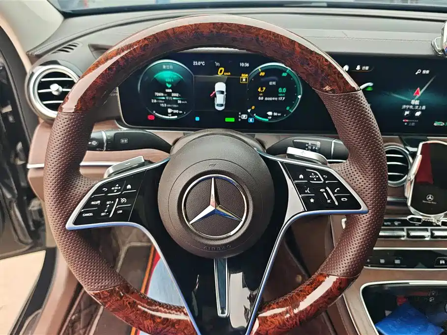 Mercedes-Benz E-Class New Energy 2023 E 350 e L Plug-in Hybrid Sedan фото 15