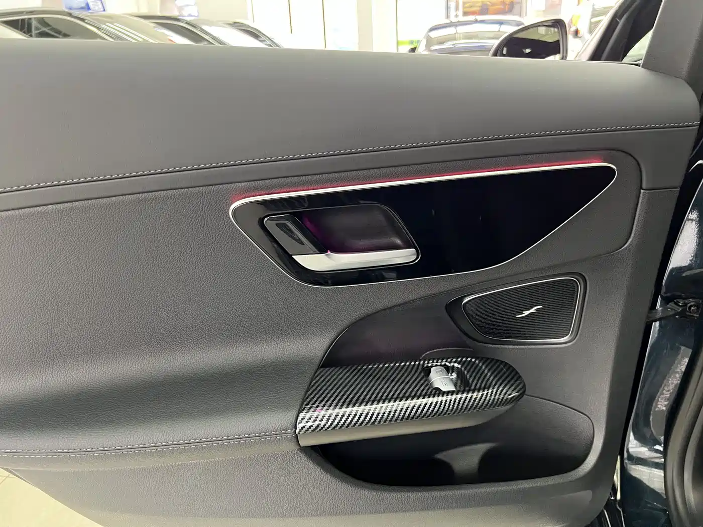 Mercedes-Benz C-Class 2023 C 260 L Sport фото 13