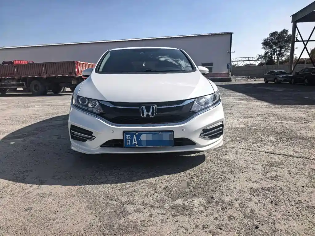 Honda Jade 2019 2017 1.8L Automatic Comfort Edition 5-seater