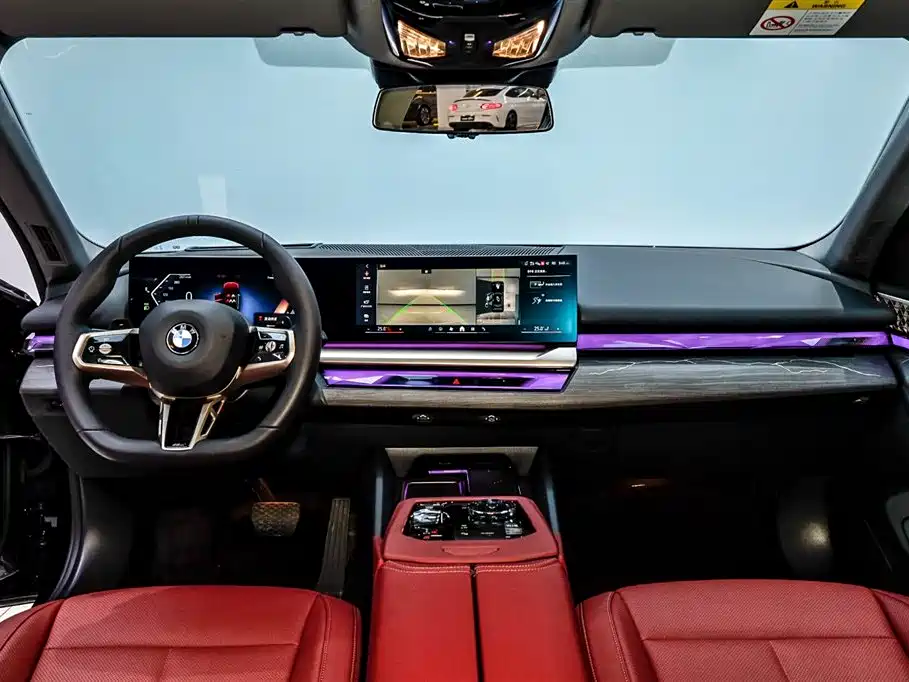 BMW 5 Series 2025 530Li Premium M Sport Package фото 21