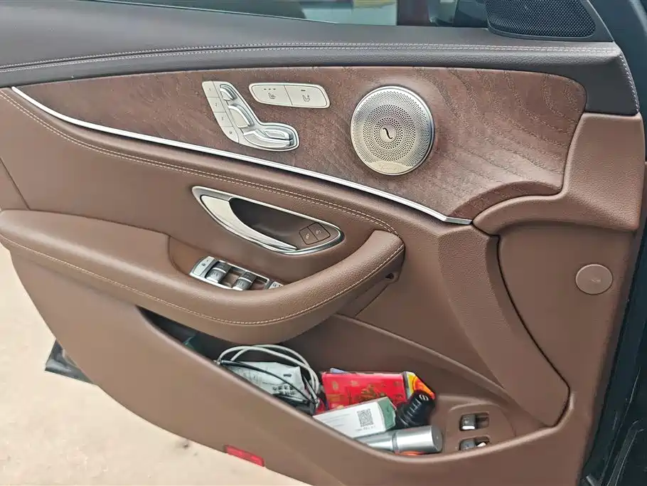 Mercedes-Benz E-Class New Energy 2023 E 350 e L Plug-in Hybrid Sedan фото 7