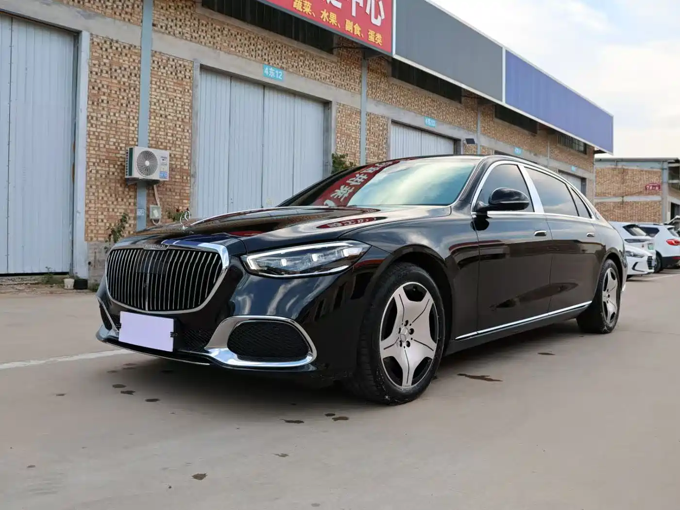Фото 1 - Mercedes-Benz Maybach S-Class