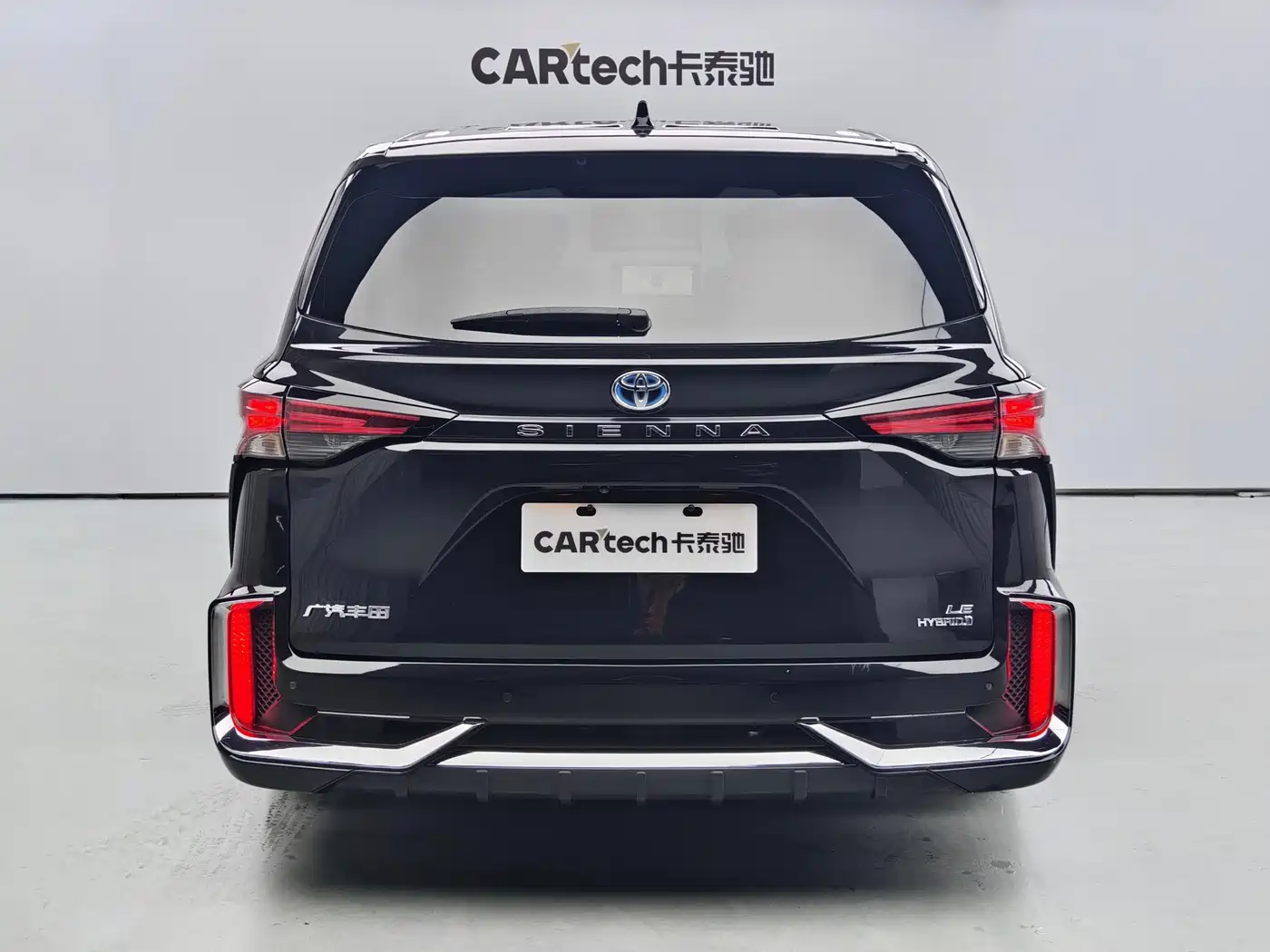 Toyota Sienna 2023 2.5L Hybrid Comfort Edition фото 5