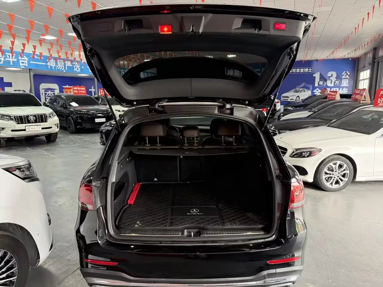 Mercedes-Benz GLC 2020 Facelift GLC 260 L 4MATIC Luxury фото 8