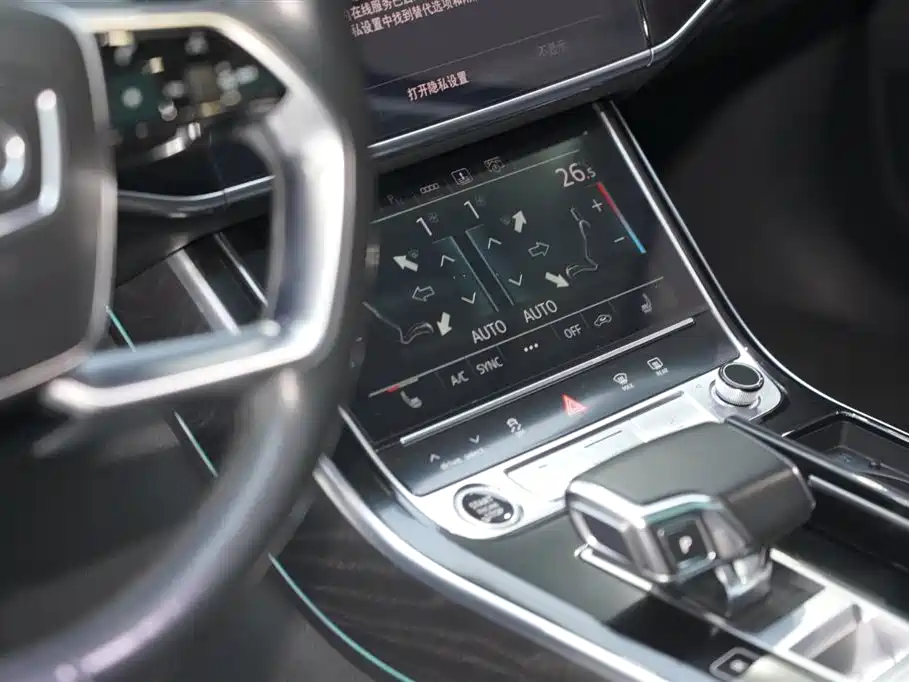 Audi A8 2021 A8L 50 TFSI quattro Comfort фото 11