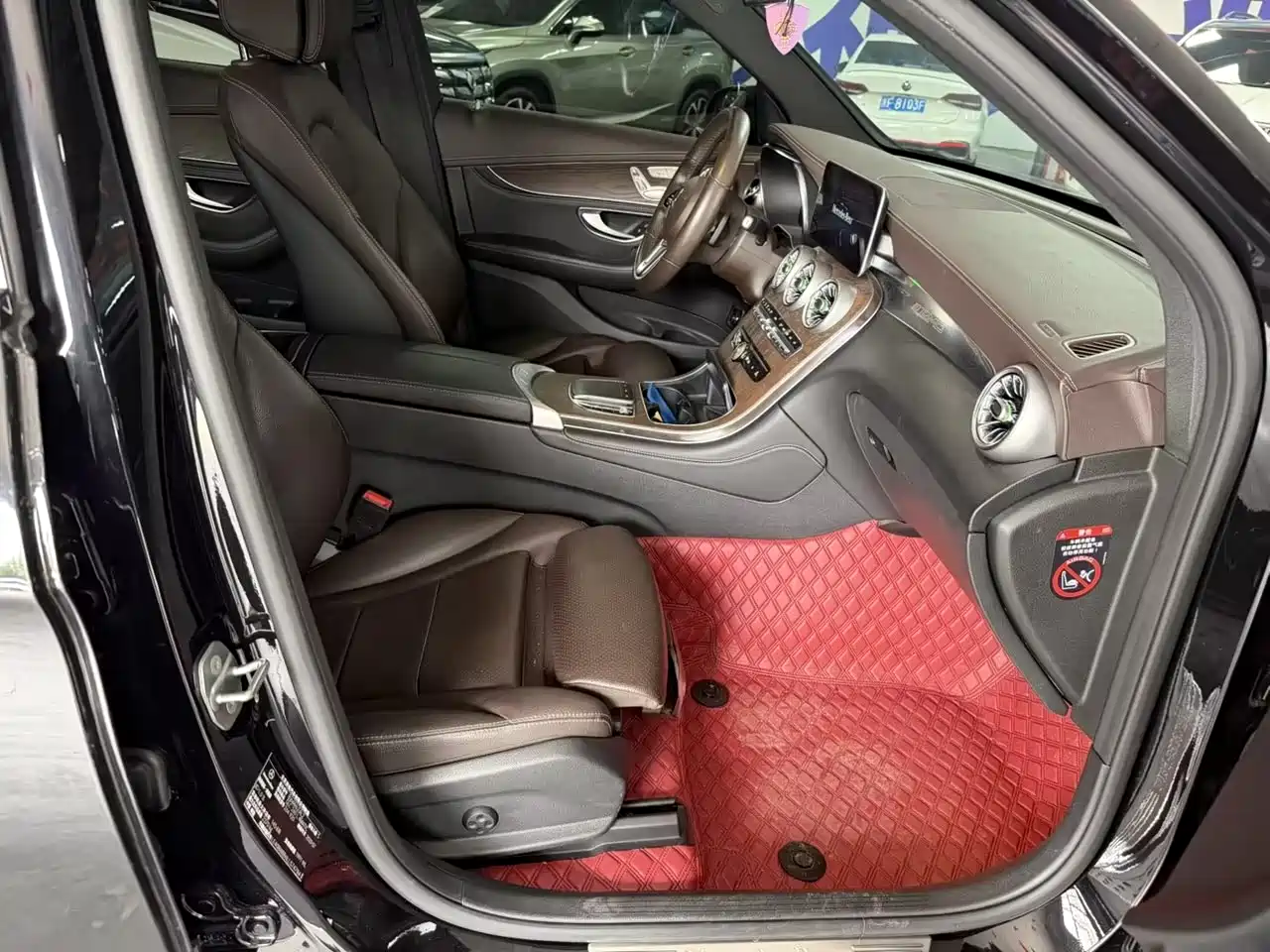 Mercedes-Benz GLC 2020 Facelift GLC 260 L 4MATIC Luxury фото 9