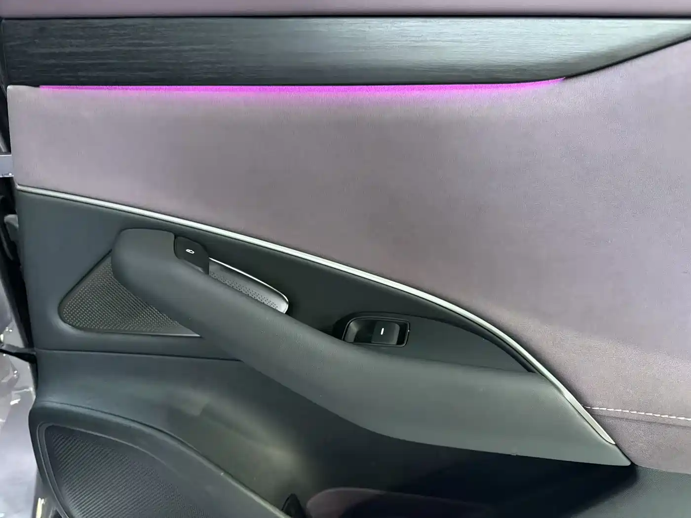 Xiaomi Auto Xiaomi SU7 2024 AWD Extended Range Advanced Smart Driving Max Edition фото 13