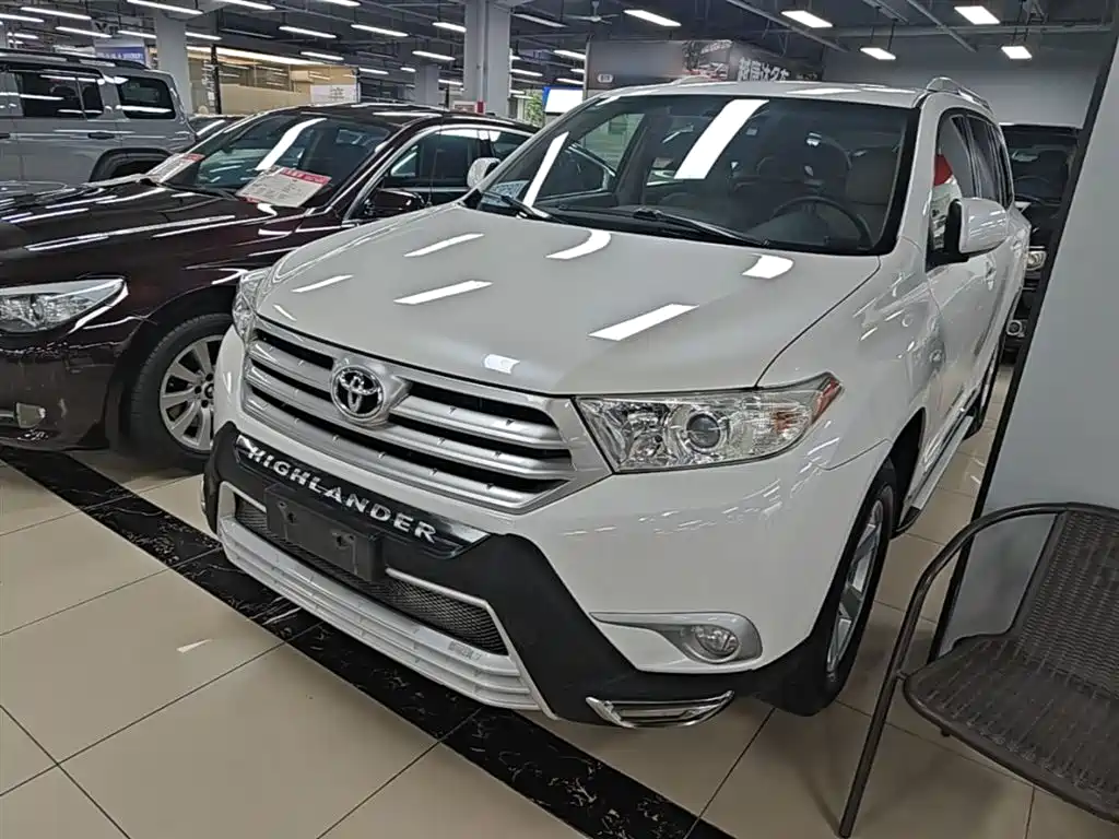 Toyota Highlander 2012 2.7L 2WD 5-seater Elite Edition фото 2