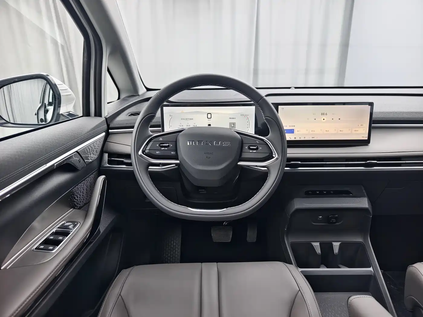 SAIC Maxus Dajia 7 2024 Facelift Super Hybrid Long Range Enjoyment Edition фото 13