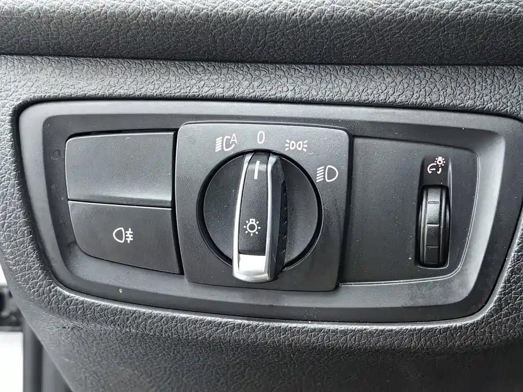 Фото 21 - BMW 1 Series