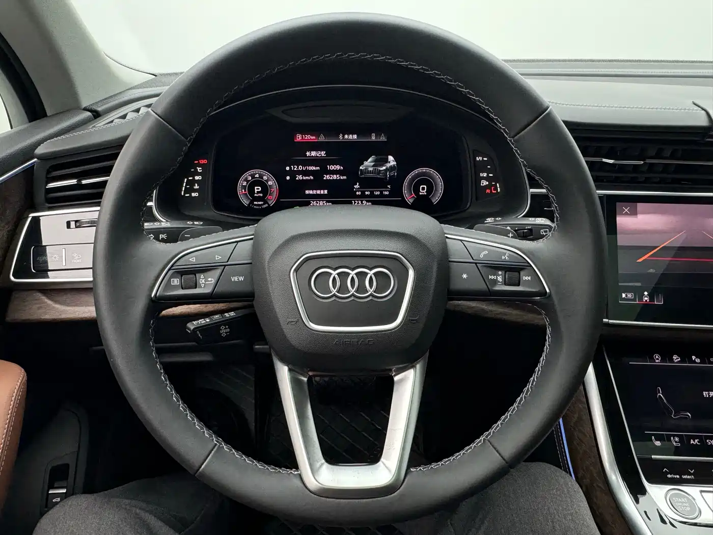 Audi Q7 2024 2025 45 TFSI quattro S line Sport