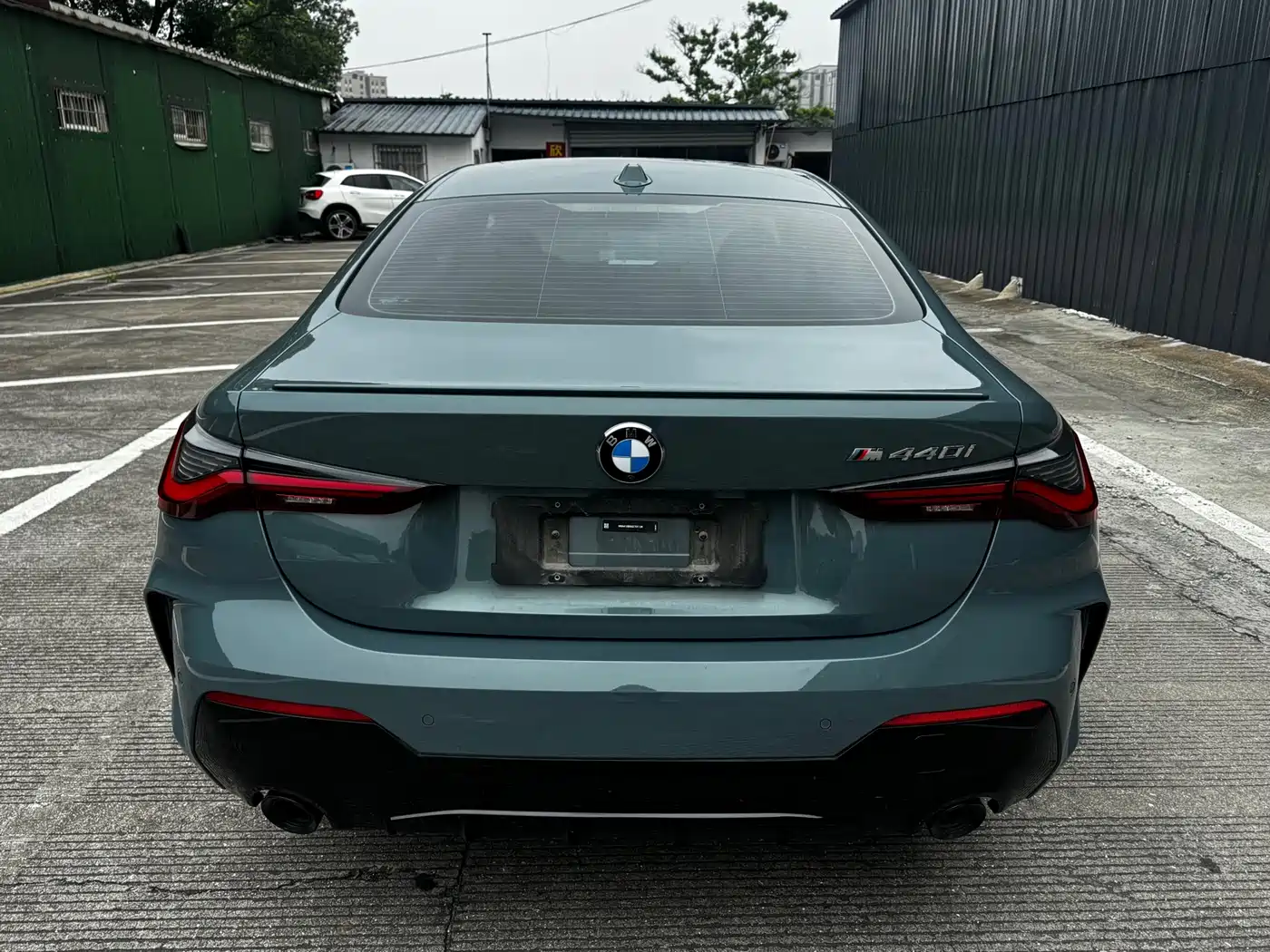 BMW 4 Series 2024 430i M Sport Shadow Edition фото 17