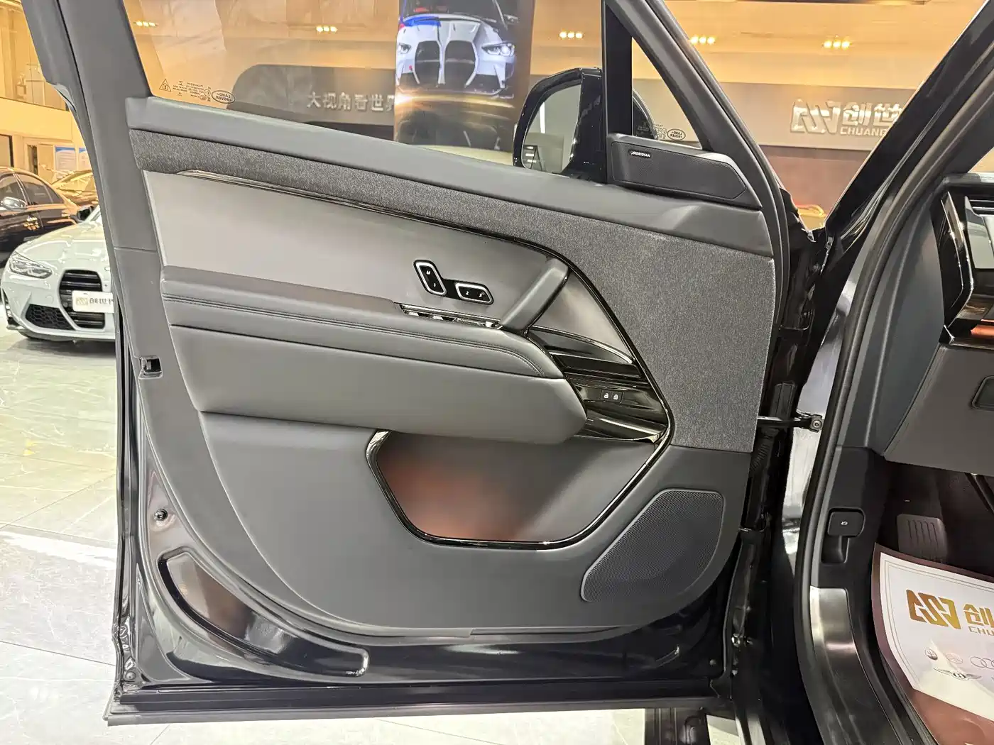Land Rover Range Rover Sport 2023 360PS S фото 14