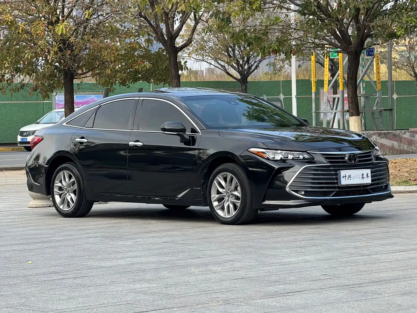 Toyota Avalon 2019 2.0L Luxury Edition (China VI) фото 3